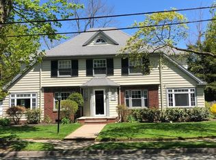 25 Stanley Rd, Swampscott, MA 01907