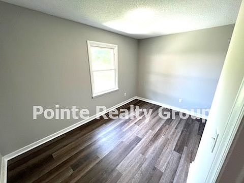 5th image of 115 Warrenton Village Dr #101