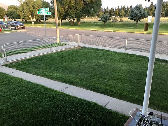 Front yard - new fence