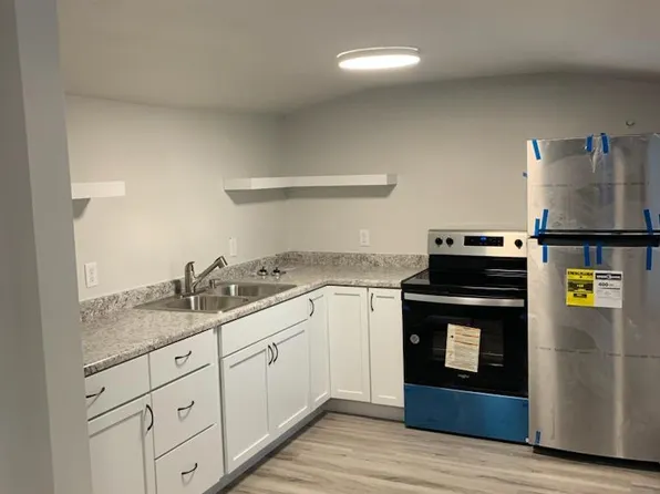 409 S Madison Ave, New Underwood, SD