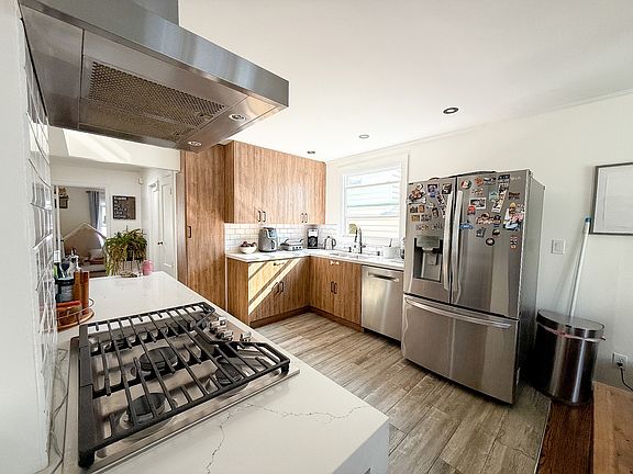 Kitchen remodeled with all new appliances