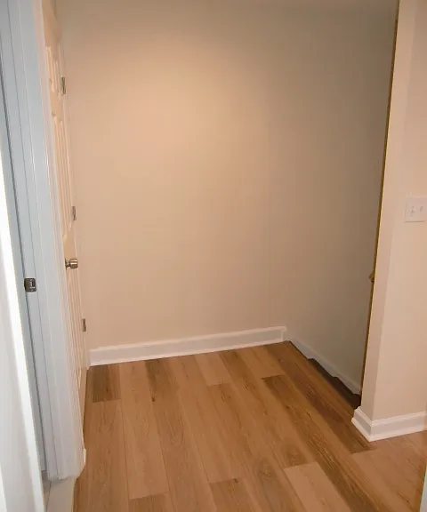 482 Broad Ave #7 — Photo 5