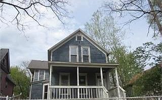 1st image of 945 Fremont Ave