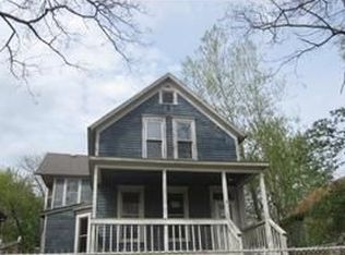 945 Fremont Ave, Saint Paul, MN 55106