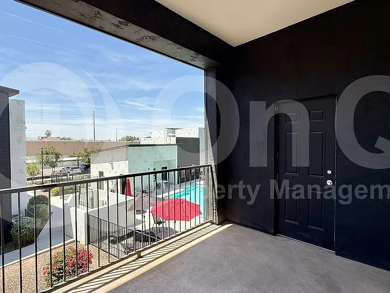 9160 N 67th Ave #212 — Photo 14