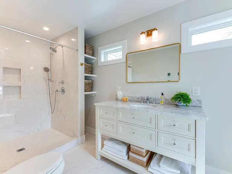 109 Lewis Rd — Photo 12