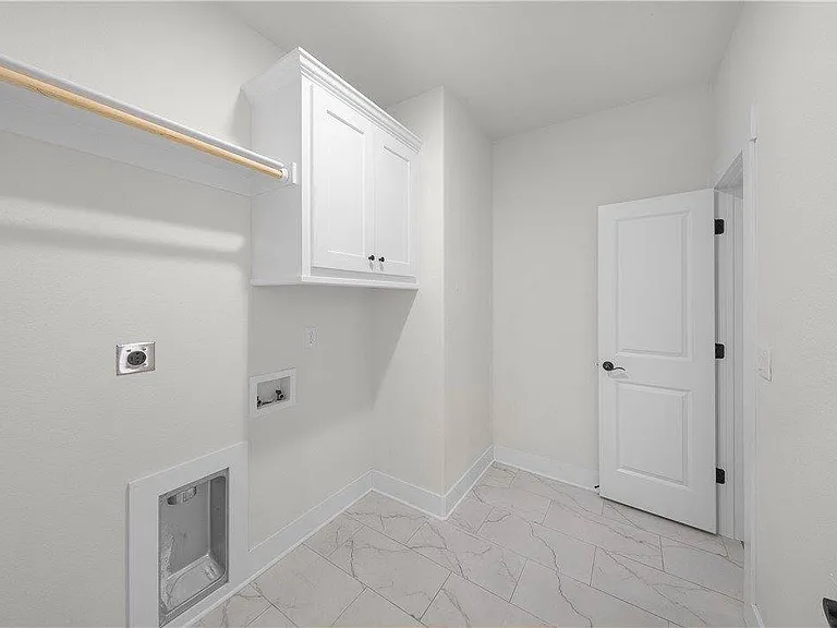 2040 Myrrh Pl — Photo 25