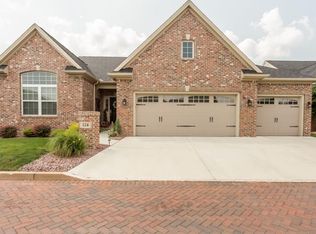 124 Riverside Dr, Maumee, OH 43537