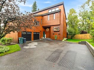 2141 Tudor Hills Dr, Anchorage, AK 99507
