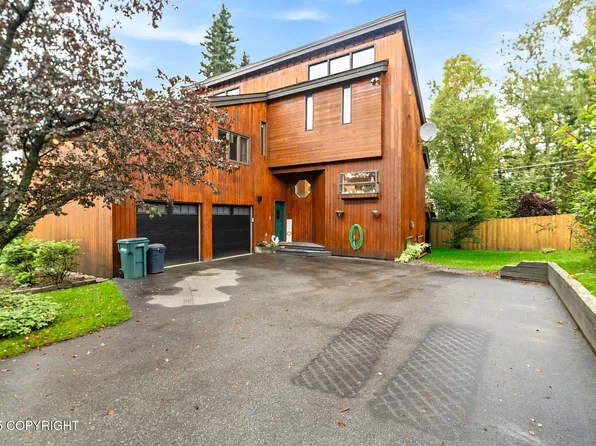 2141 Tudor Hills Dr, Anchorage, AK 99507