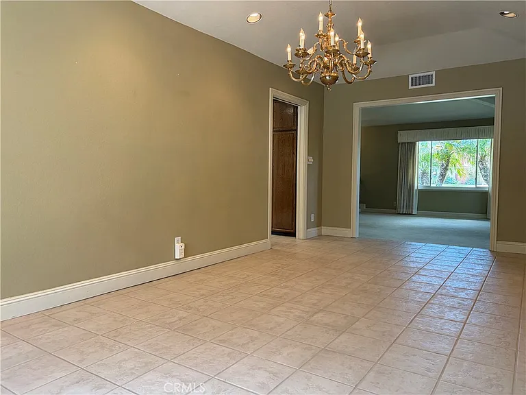 18886 Mount Walton Cir — Photo 9