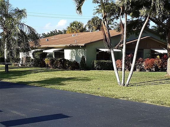 2nd image of 1712 Palmland Dr #1712