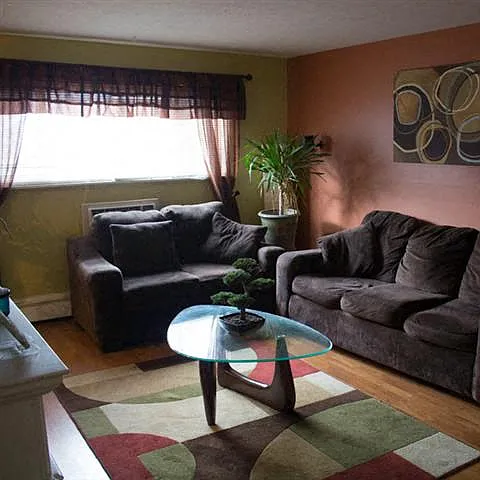 Emerald Village Apartments — Photo 13