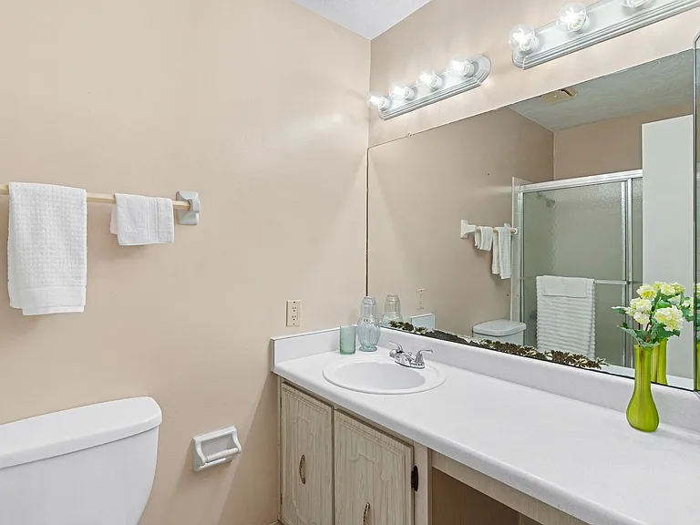 14202 Sandalwood Dr — Photo 26