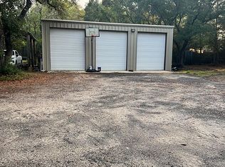 6050 Clay Cir, Gulf Breeze, FL 32563
