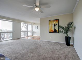 22 Manor Cir APT 202, Takoma Park, MD 20912
