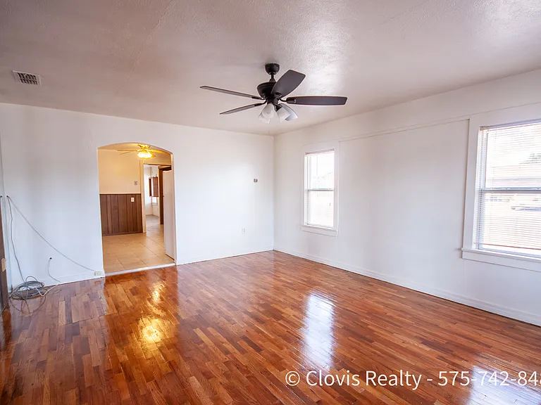 1020 Calhoun St — Photo 4