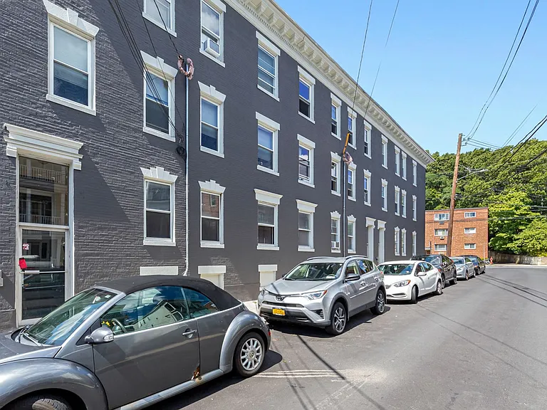 44B Brackett St #A3 — Photo 21