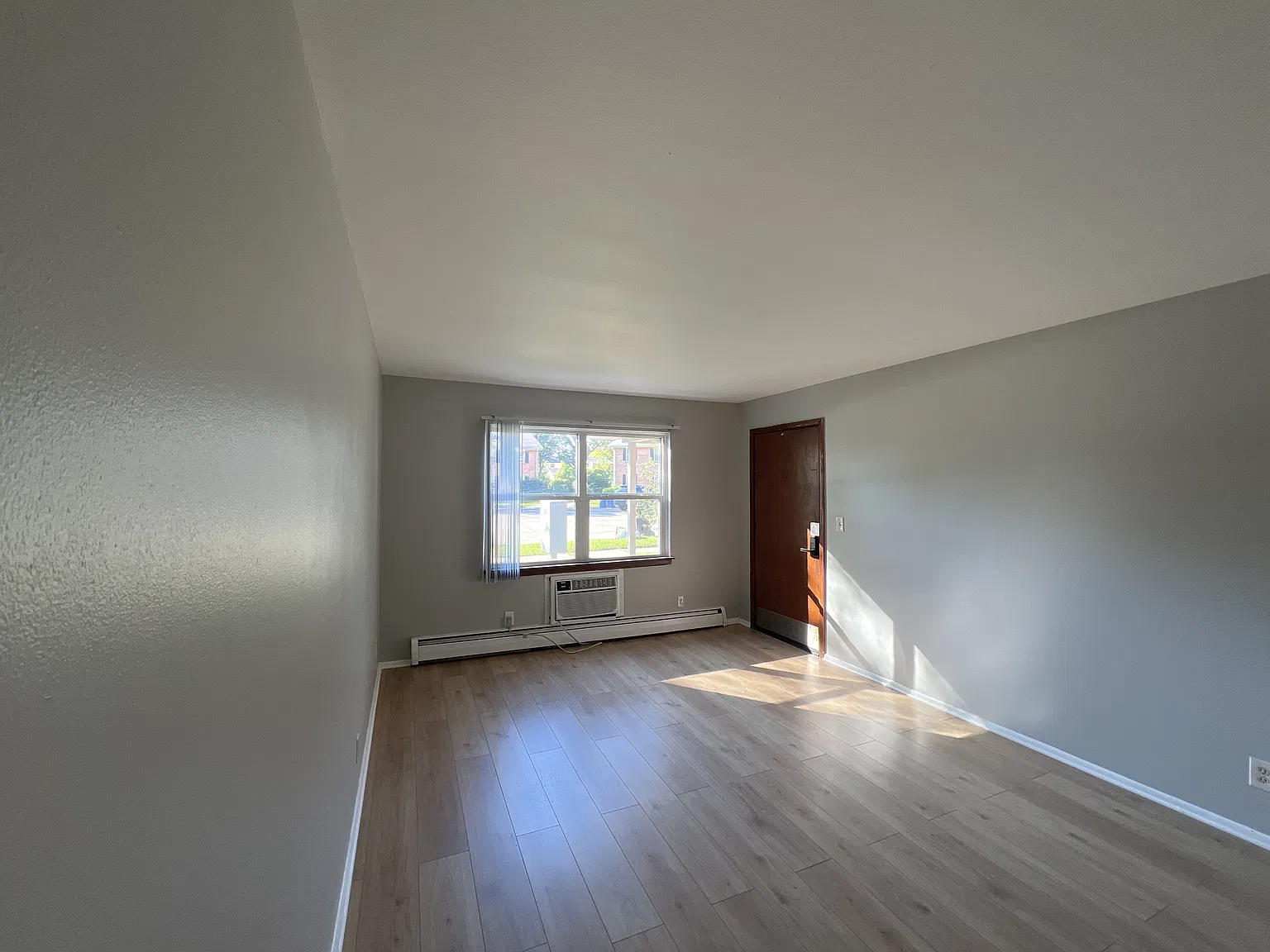 3313 Daisy Lane - 2 — Photo 3