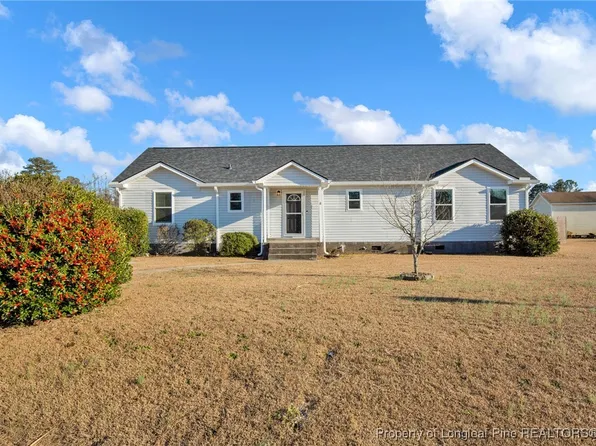 44 Calcasieu Dr, Parkton, NC 28371