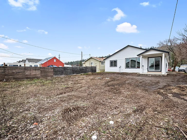 4914 E Fairview Ave — Photo 17