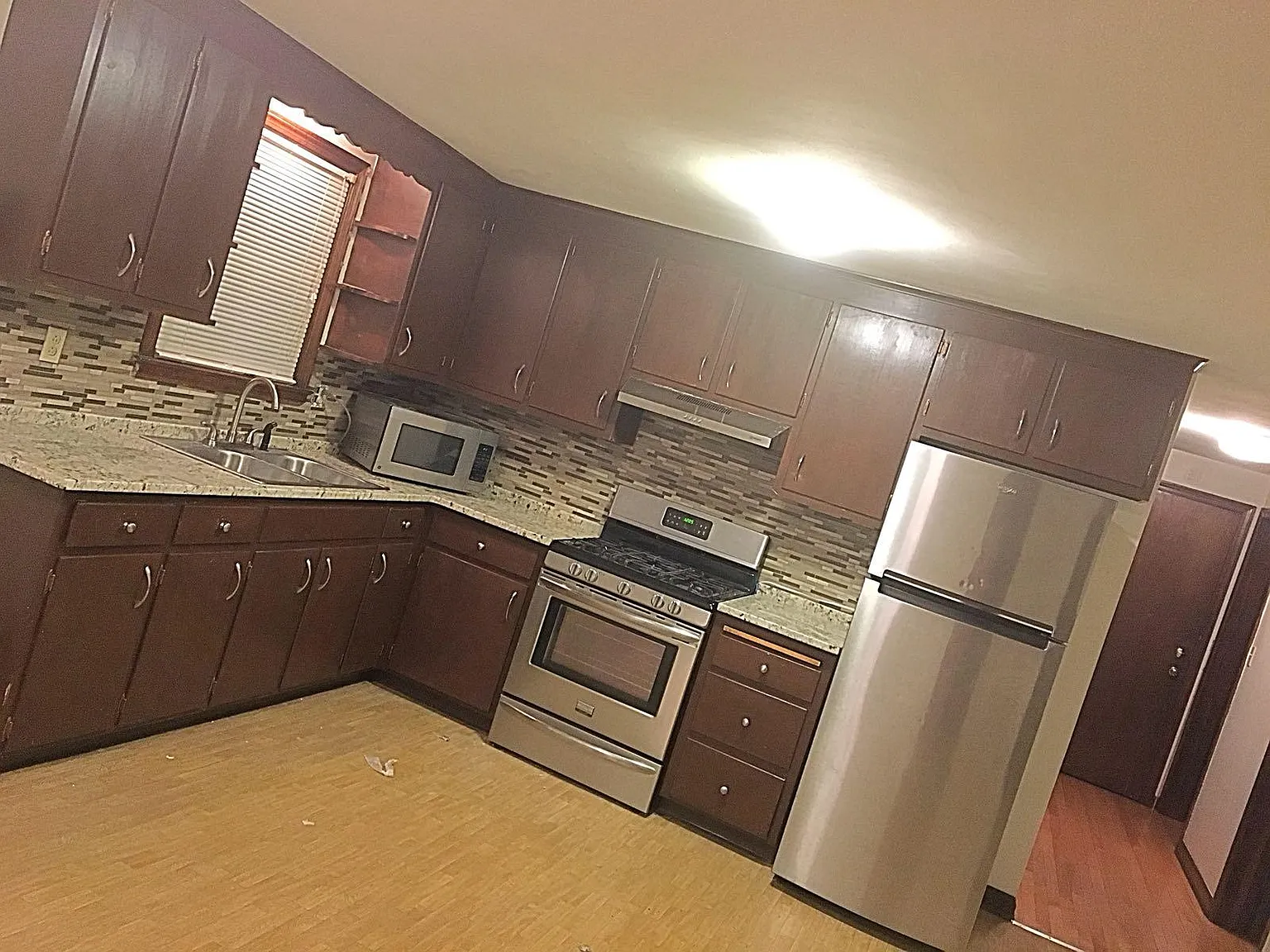 3 bed, 1.5 bath, 1475 sqft, $2,100 — Photo 1