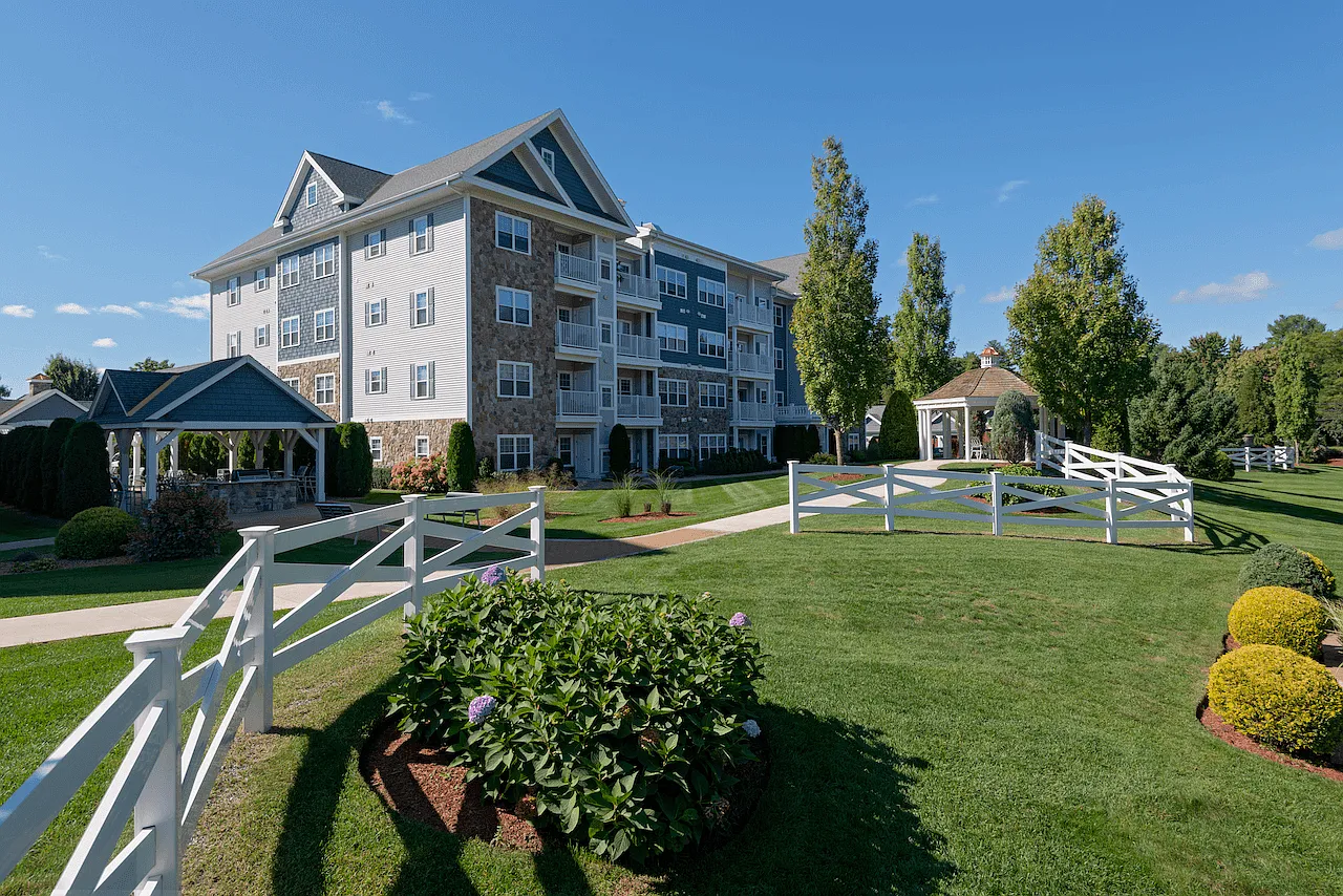 The Residence at Joans Farm — Photo 2
