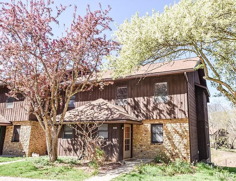 1st image of 2335 E Winding Brook Cir