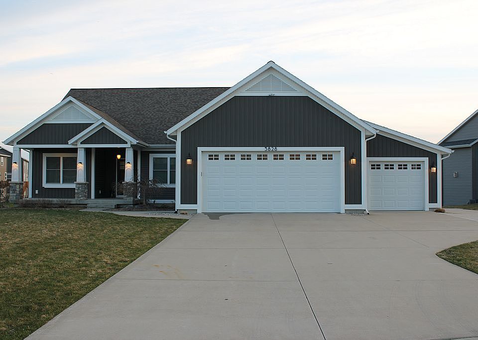 1st image of 3828 Bryce Dr