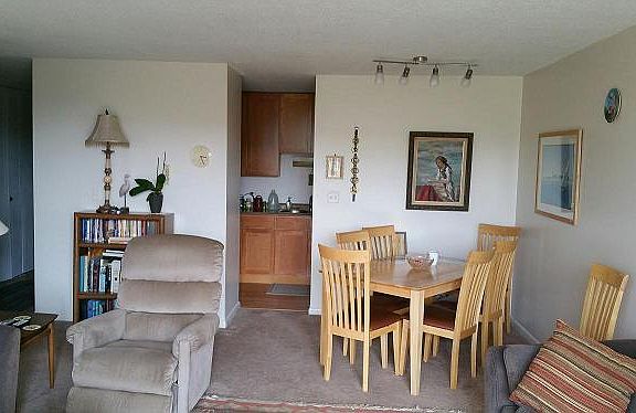 4th image of 2222 S Stewart Ave APT 1D