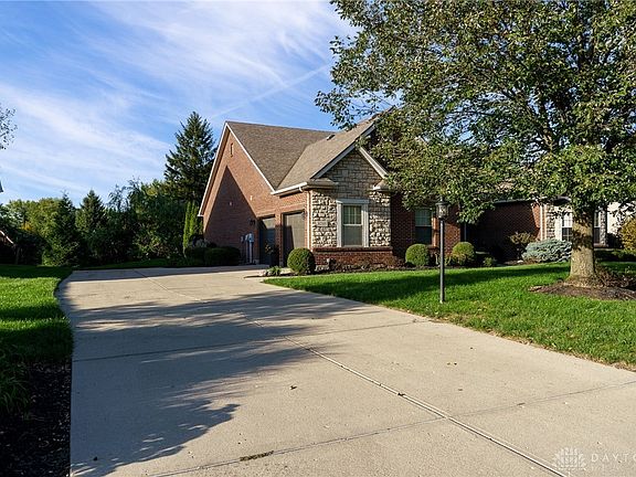 3rd image of 8795 Winston Farm Ln