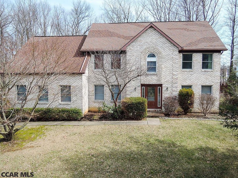 1st image of 313 Canterbury Dr