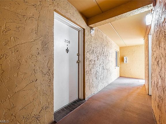 4th image of 2366 E Mall Dr APT 208