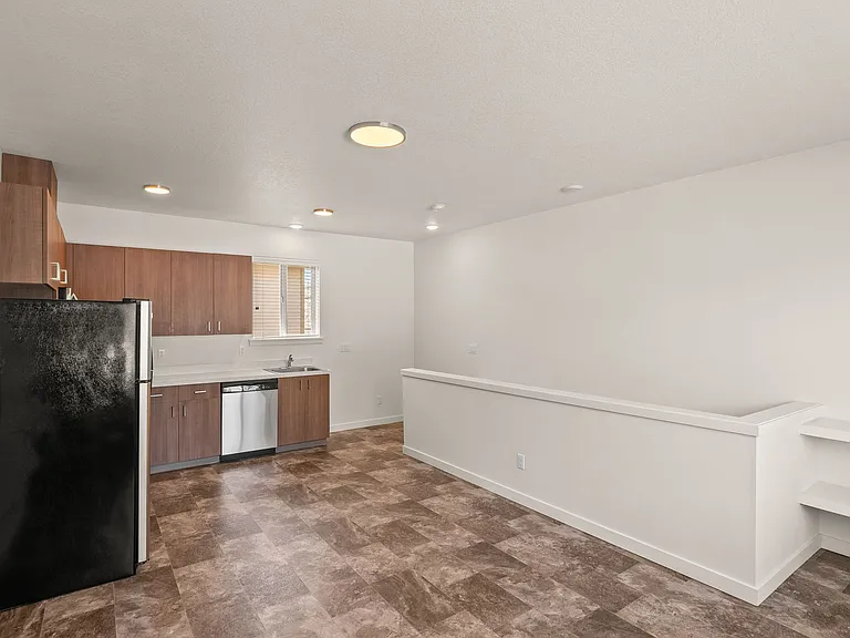 9211 SE Holgate Blvd — Photo 12