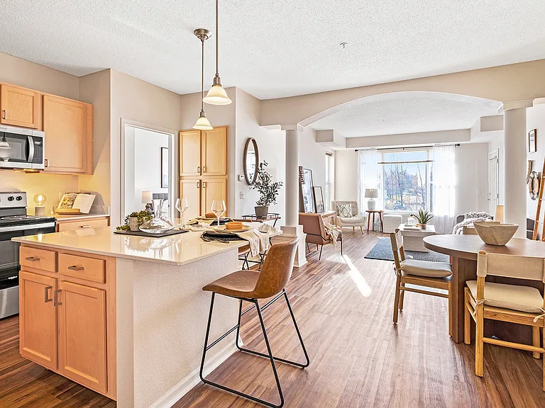 The Landings at Silver Lake Village — Photo 40