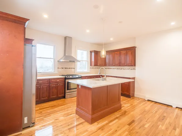 74 Burnett Ave, Maplewood, NJ 07040