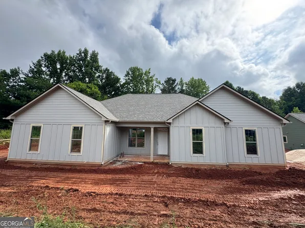 149 Hunters Chase Ct, Eatonton, GA 31024