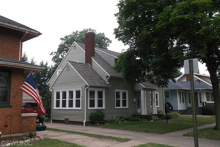 1st image of 217 Michigan Ave