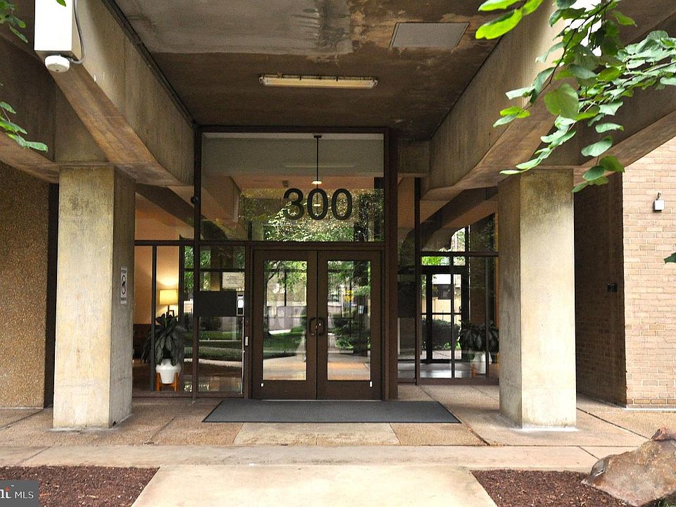 1st image of 300 M St SW #N514