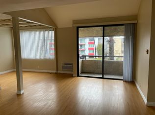 220 S La Fayette Park Pl, Los Angeles, CA 90057