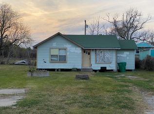 542 N Rife St, Aransas Pass, TX 78336