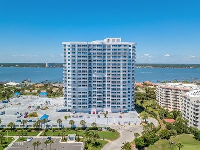 2 Oceans West Blvd APT 400, Daytona Beach Shores, FL, 32118