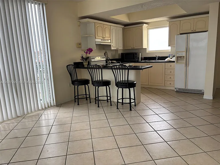 3500 Coral Way #Penthouse 01 — Photo 7