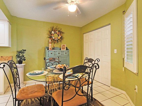4th image of 606 Shorewood Dr Unit C303