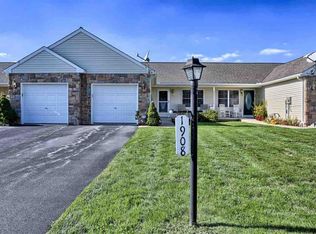 1908 Deerfield Dr, Dover, PA 17315