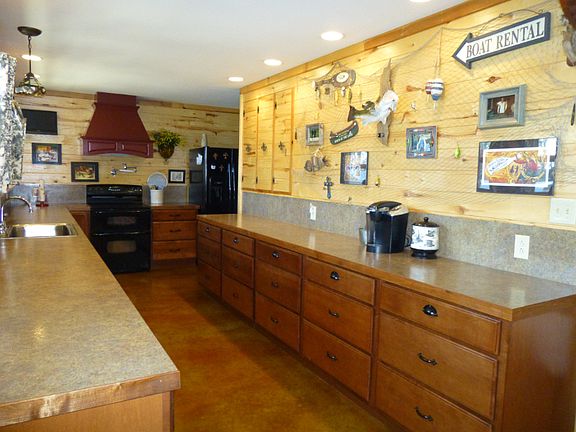 5th image of 125 Bay Ct