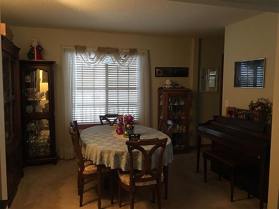 3rd image of 6641 E Oak Dr