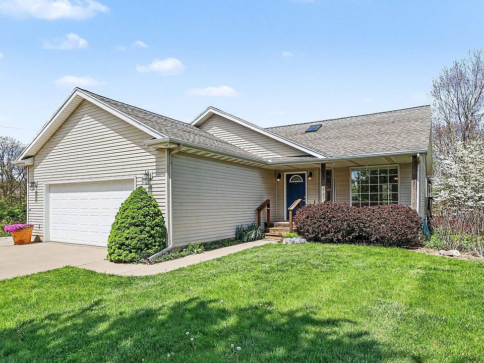 1st image of 5926 Coddington Ln