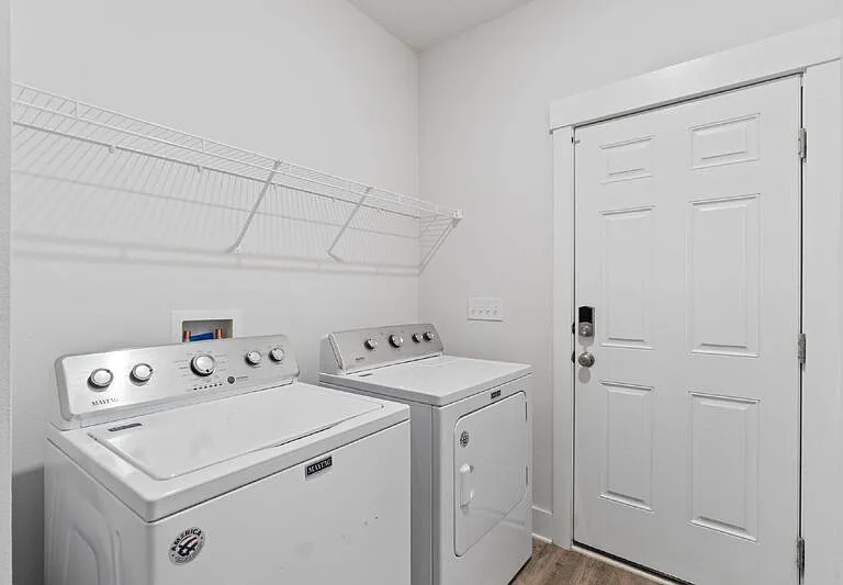 5857 Danbury Blvd — Photo 25