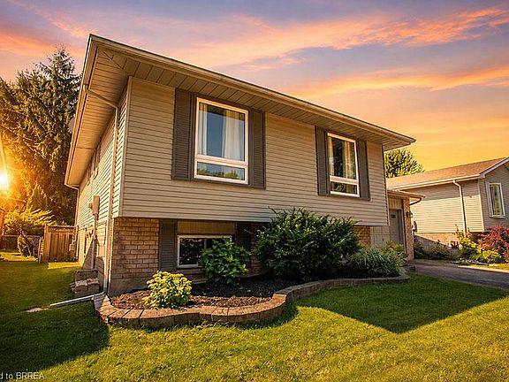 3rd image of 27 Myrtleville Dr